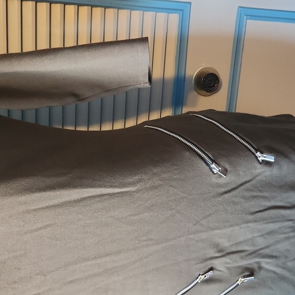 Express Olive Green Dress - Picture 9 of 14